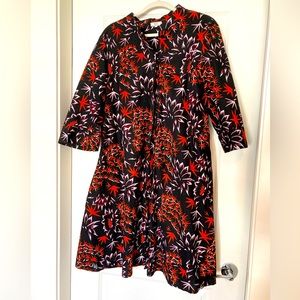 Super comfy Zuri dress with pockets! Size XL, black with pattern.
